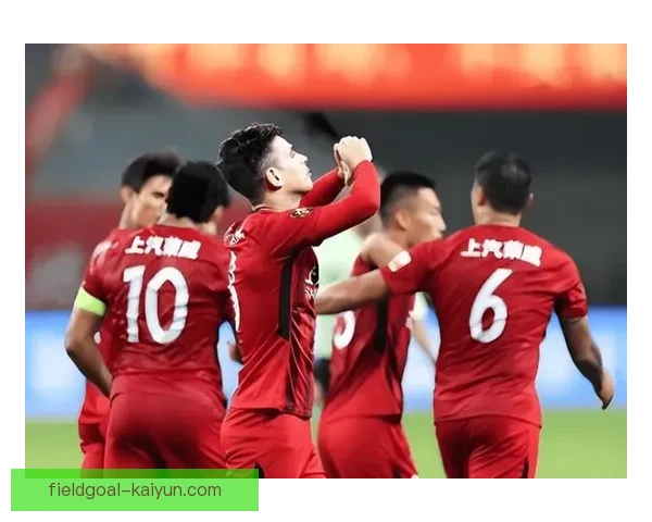 上海申花在本轮比赛中表现稳健，成功打入补时进球带走三分