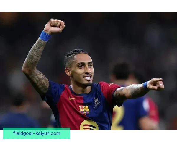 2023年足球明星盛况盘点：新秀崛起与传奇职业生涯交替持续引发关注