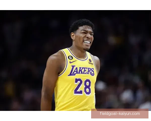 戴维斯防守数据分析显示其稳定表现对球队防线至关重要