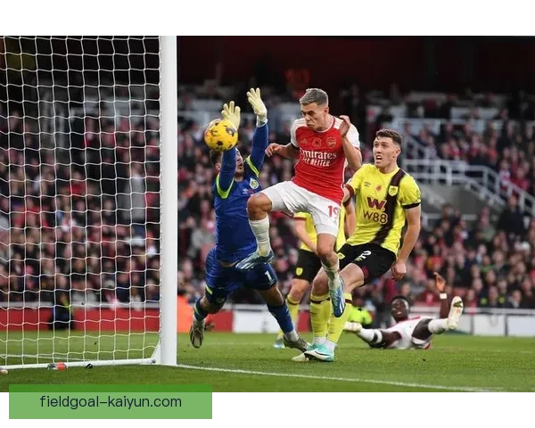 英超阿森纳酋长球场状态回暖，主场表现持续提升