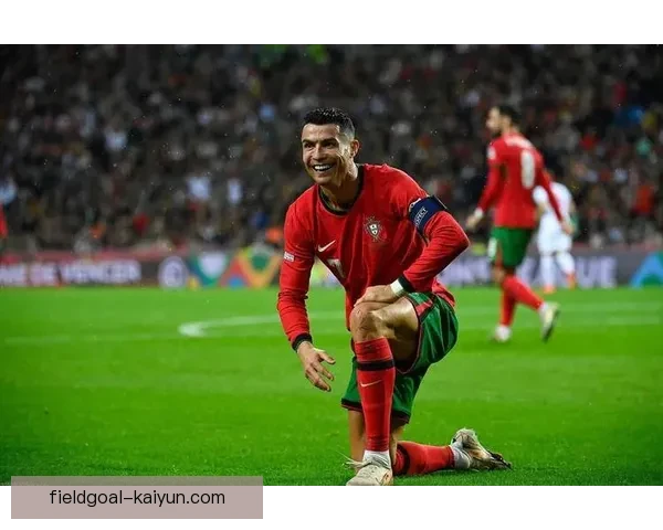 C罗追求欧冠三连冠之路，状态回暖引发广泛关注